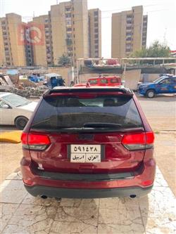 جیپ گراند شیرۆکی